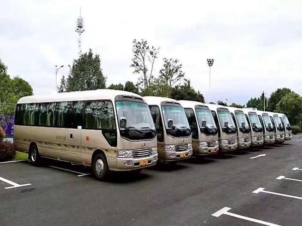 兰州鑫旺盈租车